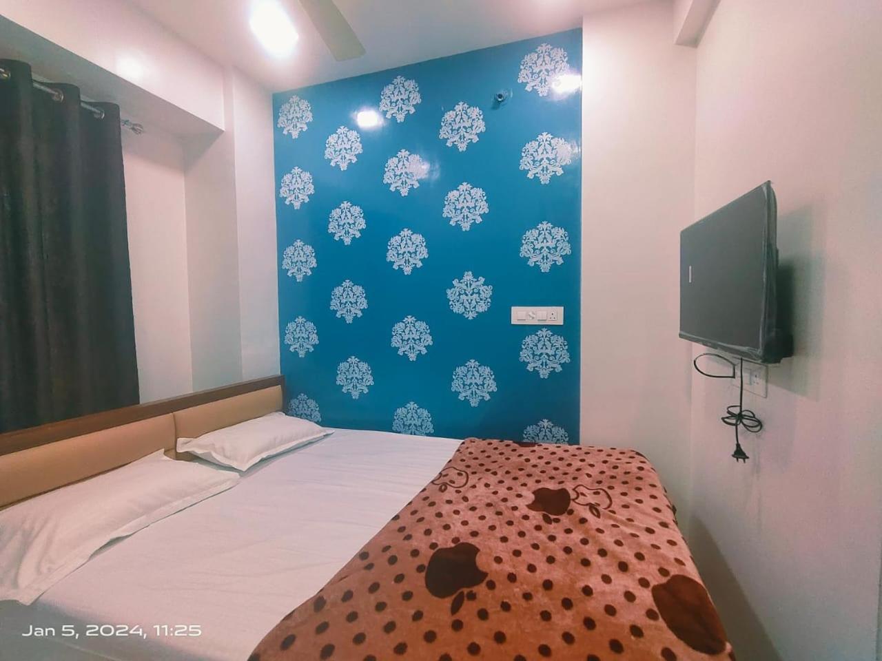 Amrit Guest House Pune Ngoại thất bức ảnh