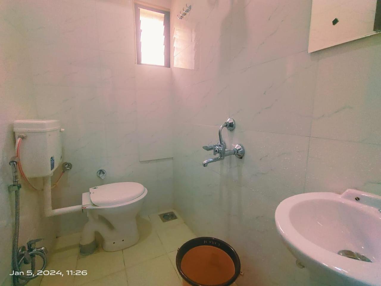 Amrit Guest House Pune Ngoại thất bức ảnh