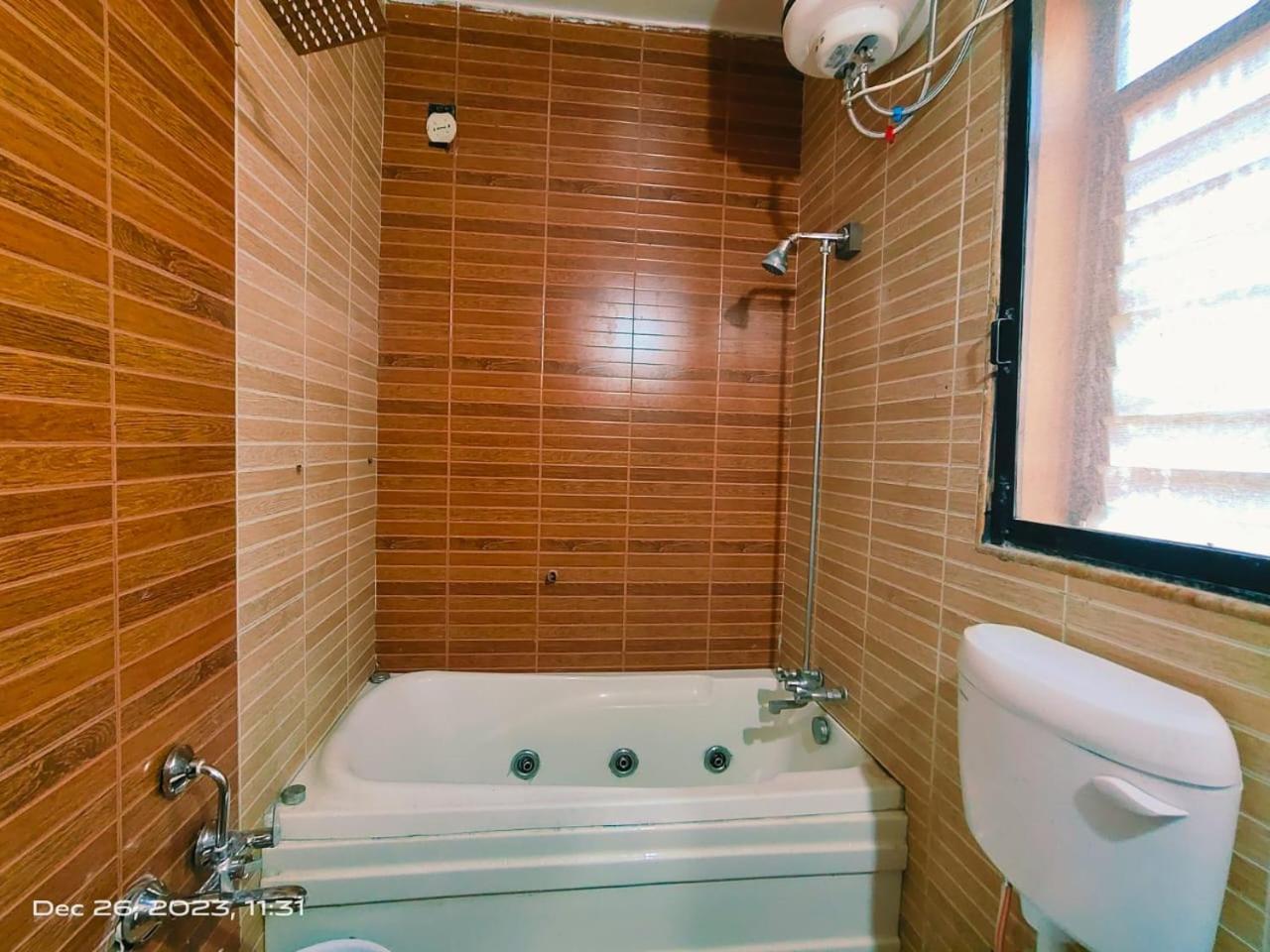 Amrit Guest House Pune Ngoại thất bức ảnh